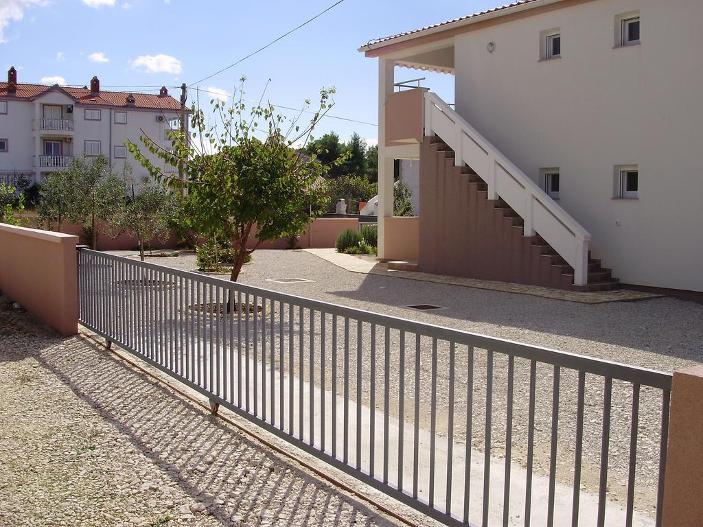 Apartments Ruzmarin Vrsi Extérieur photo