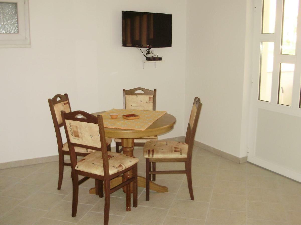 Apartments Ruzmarin Vrsi Extérieur photo