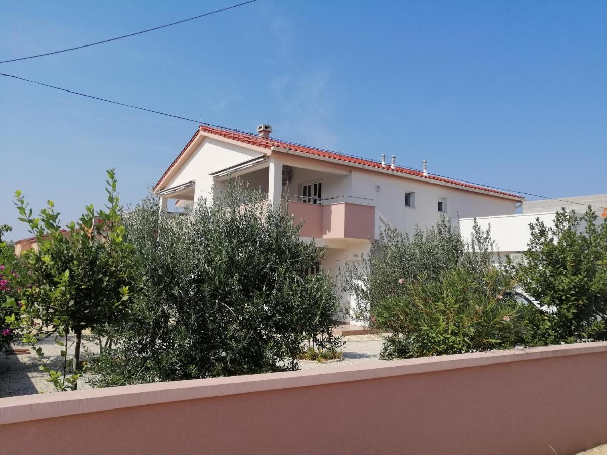 Apartments Ruzmarin Vrsi Extérieur photo